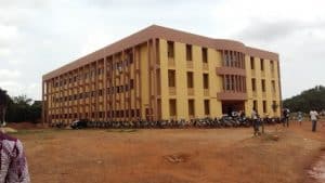 universite-joseph-ki-zerbo-devanture